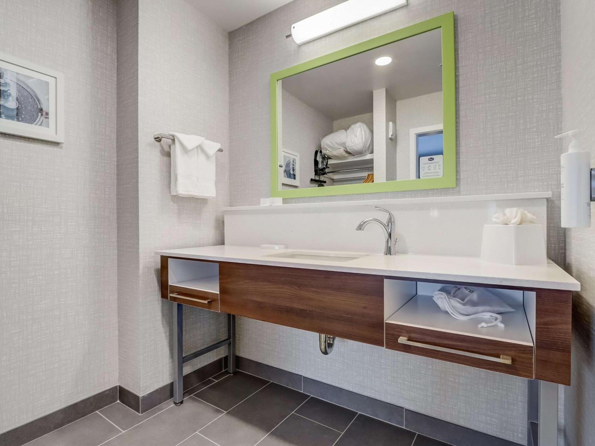 Hampton Inn & Suites Cincinnati Midtown Rookwood 外观 照片