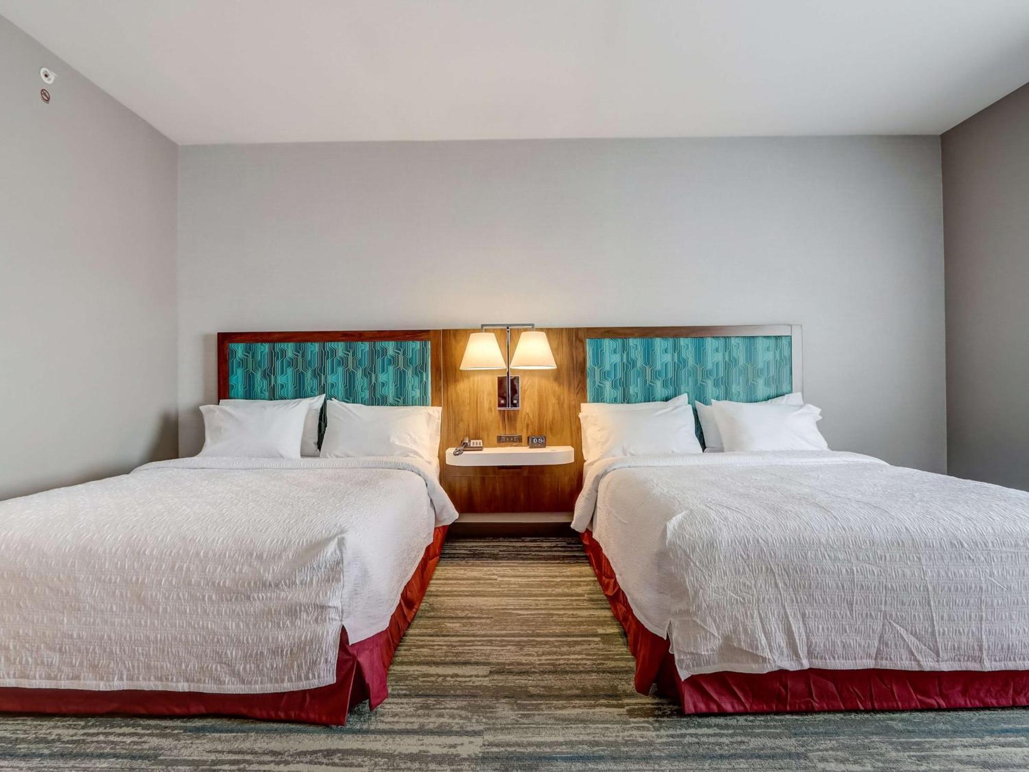 Hampton Inn & Suites Cincinnati Midtown Rookwood 外观 照片
