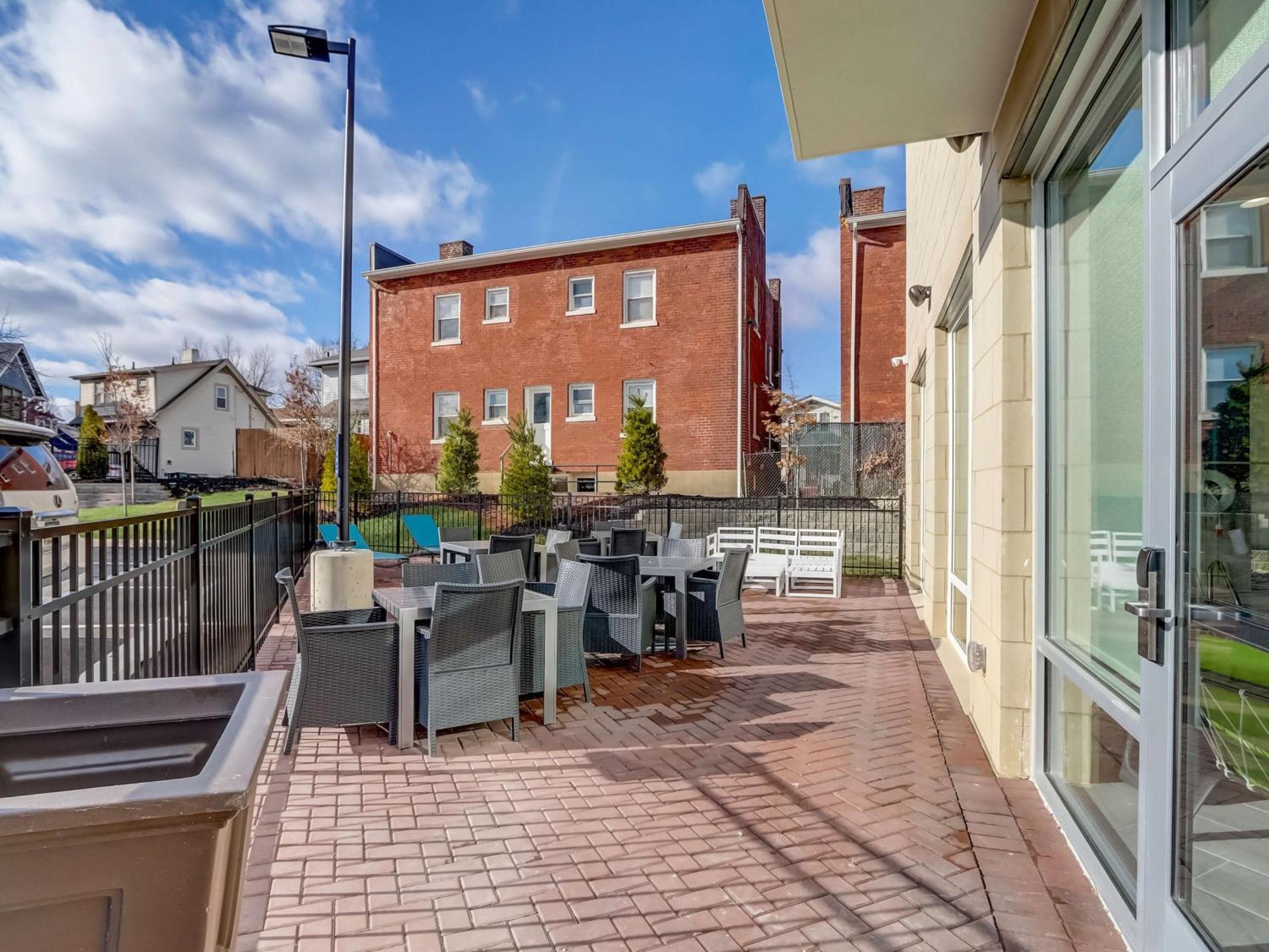 Hampton Inn & Suites Cincinnati Midtown Rookwood 外观 照片